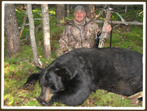 Dan Wallace and his monster Ontario black bear