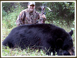 Rob Dykeman and his big Ontario black bear